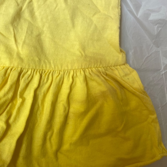Yellow skirt - Picture 3 of 4